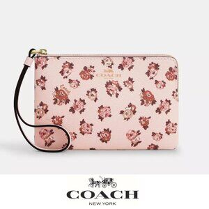 🌸 Coach Corner Zip Wristlet With Rosette Print